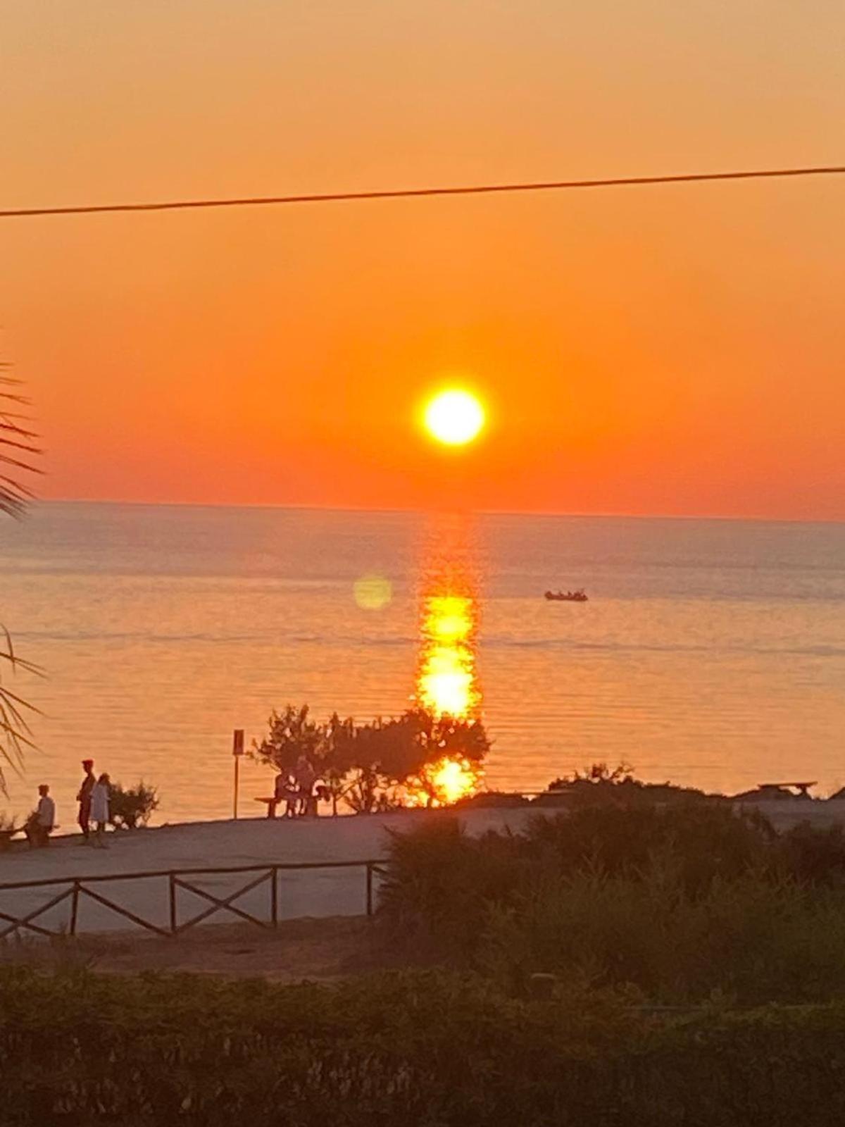 B&B Sicilia In Versi Custonaci Exteriör bild