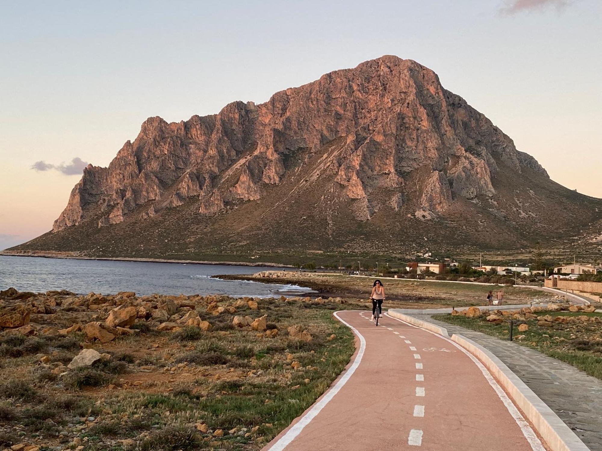 B&B Sicilia In Versi Custonaci Exteriör bild